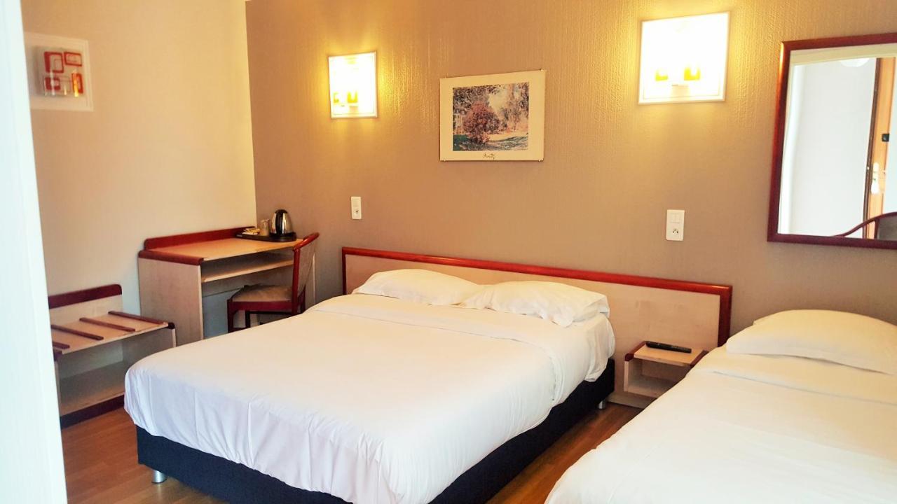 Modern'Hotel Valenciennes Bagian luar foto