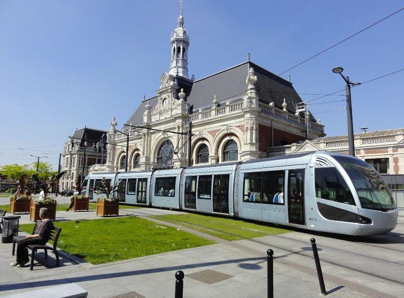 Modern'Hotel Valenciennes Bagian luar foto