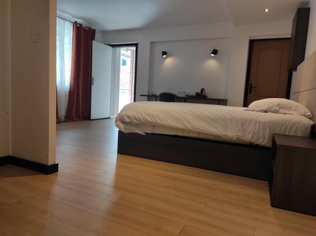 Modern'Hotel Valenciennes Bagian luar foto