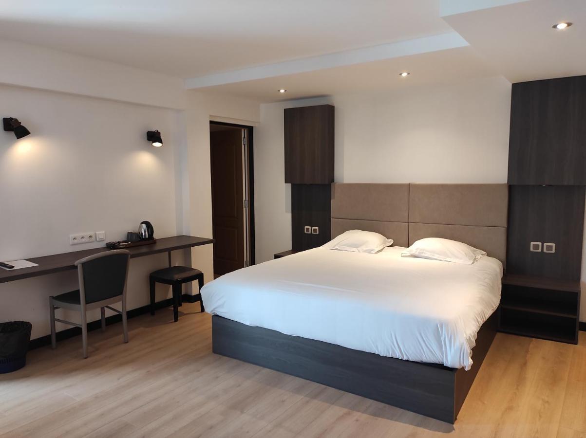 Modern'Hotel Valenciennes Bagian luar foto