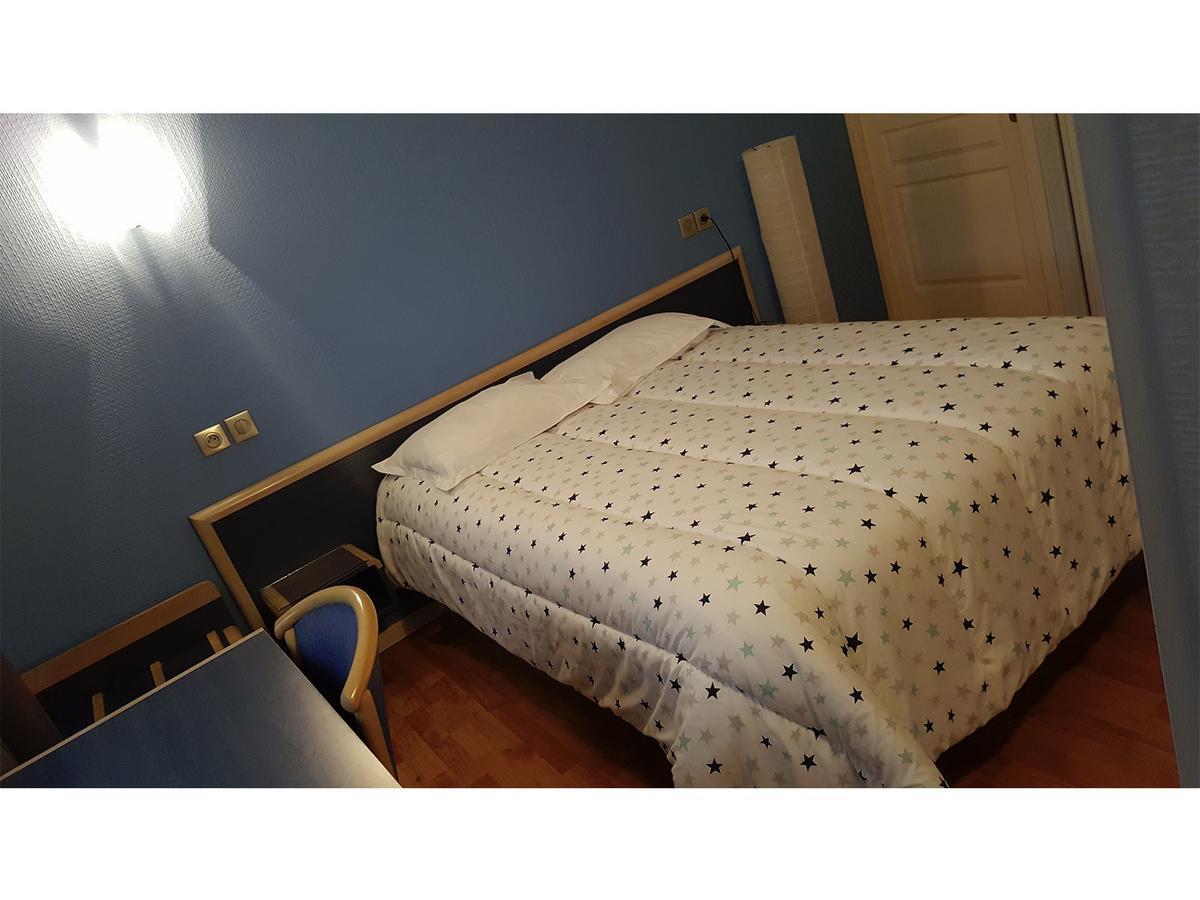 Modern'Hotel Valenciennes Bagian luar foto